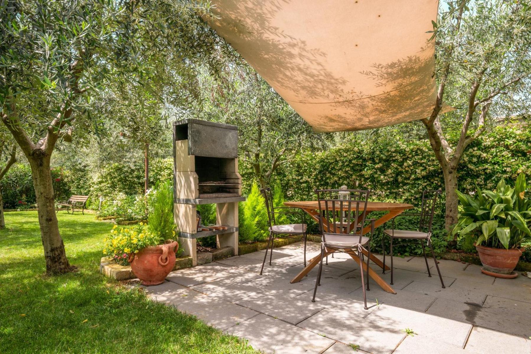 Casa 32 Loft - Garda Lake Torbole Sul Garda Bagian luar foto