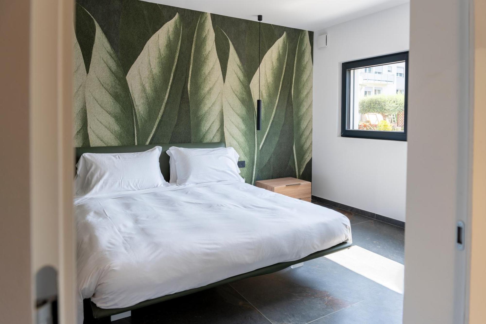 Casa 32 Loft - Garda Lake Torbole Sul Garda Bagian luar foto