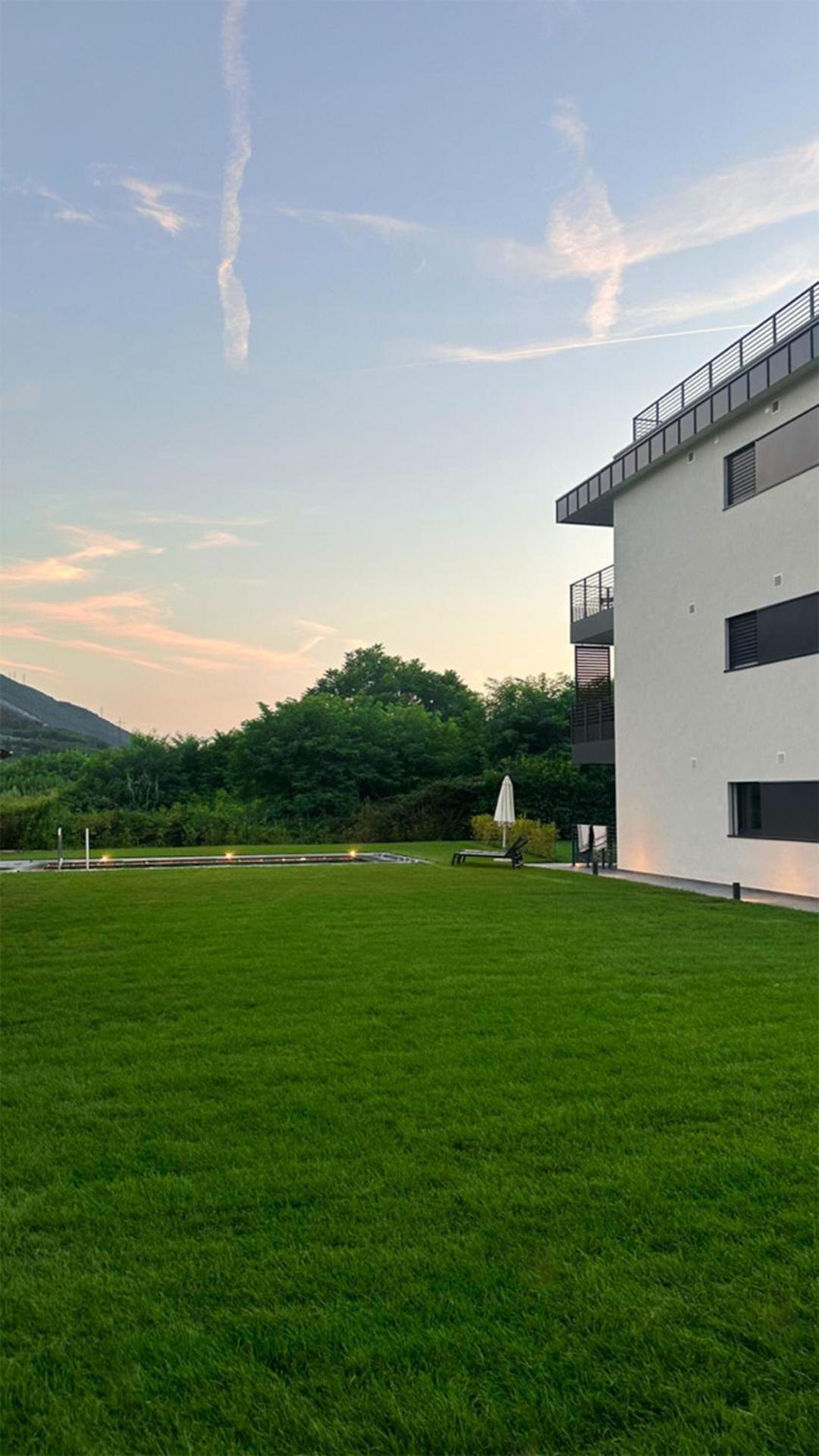 Casa 32 Loft - Garda Lake Torbole Sul Garda Bagian luar foto
