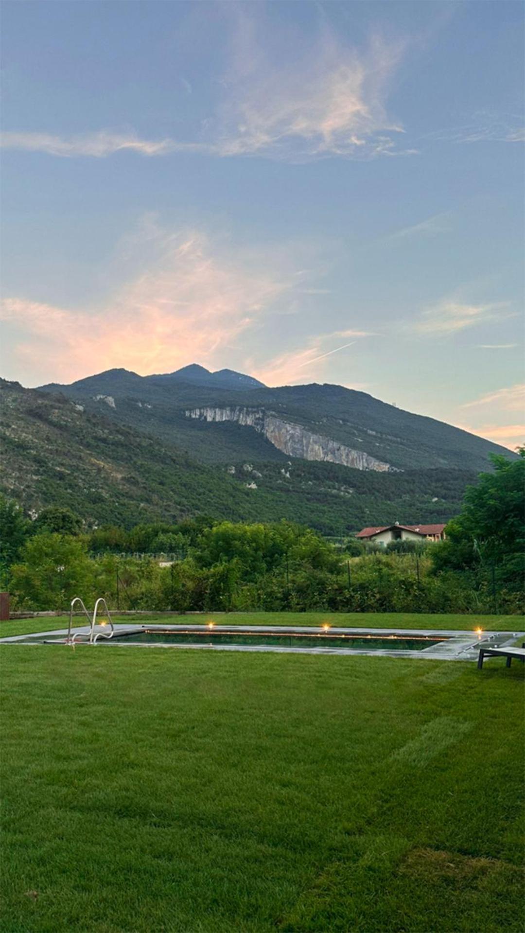 Casa 32 Loft - Garda Lake Torbole Sul Garda Bagian luar foto