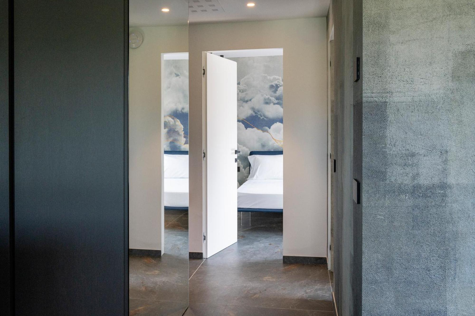 Casa 32 Loft - Garda Lake Torbole Sul Garda Bagian luar foto