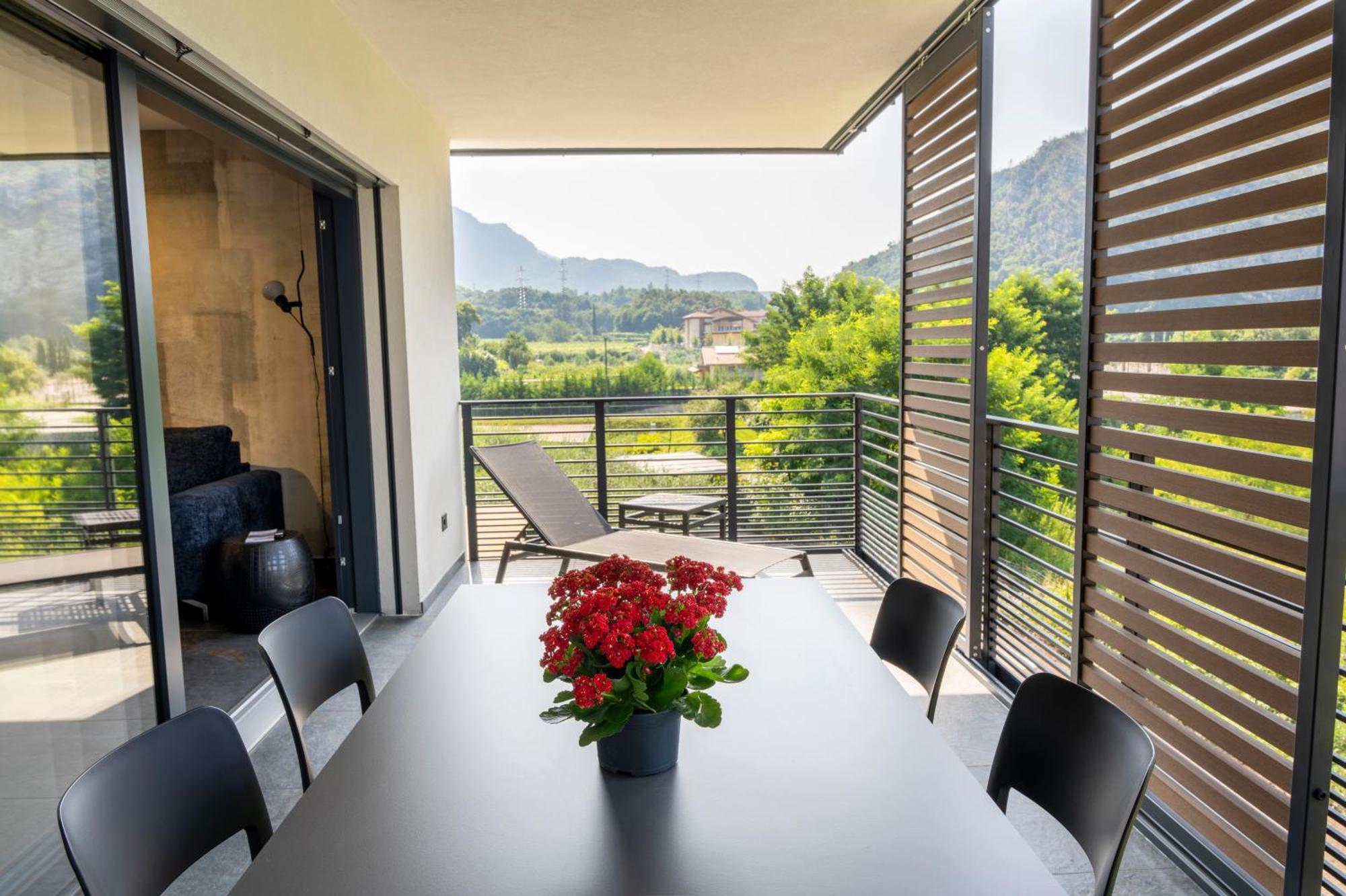 Casa 32 Loft - Garda Lake Torbole Sul Garda Bagian luar foto