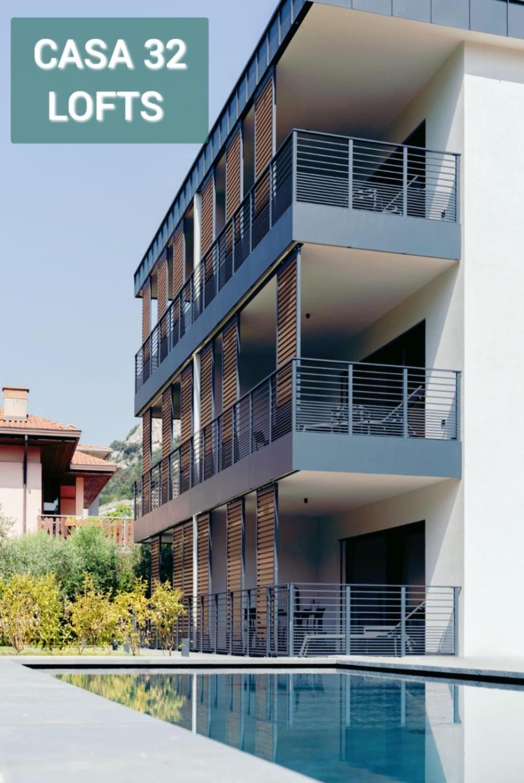 Casa 32 Loft - Garda Lake Torbole Sul Garda Bagian luar foto